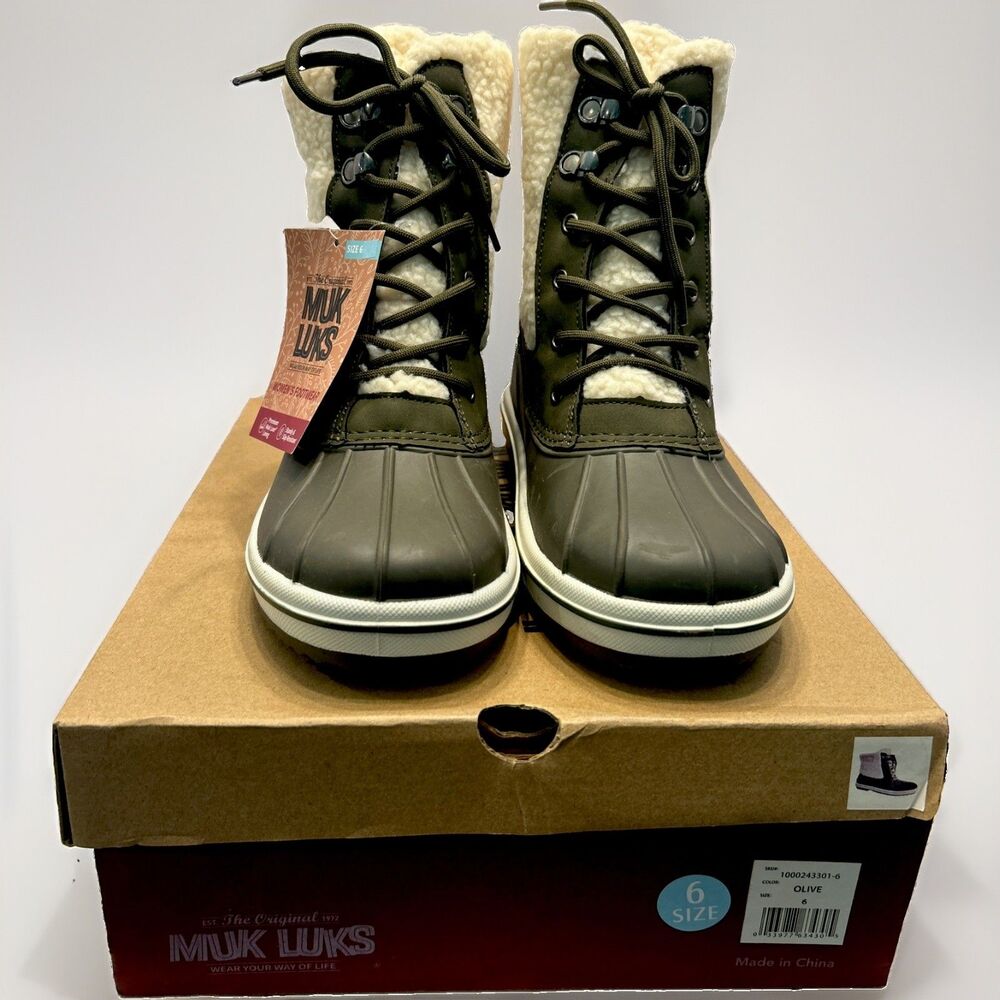 Muk Luks Women's Olive Fleece Lined Boots Size 6- New In Box